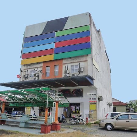 Oyo 90162 Aj Hotel Kuala Berang ภายนอก รูปภาพ