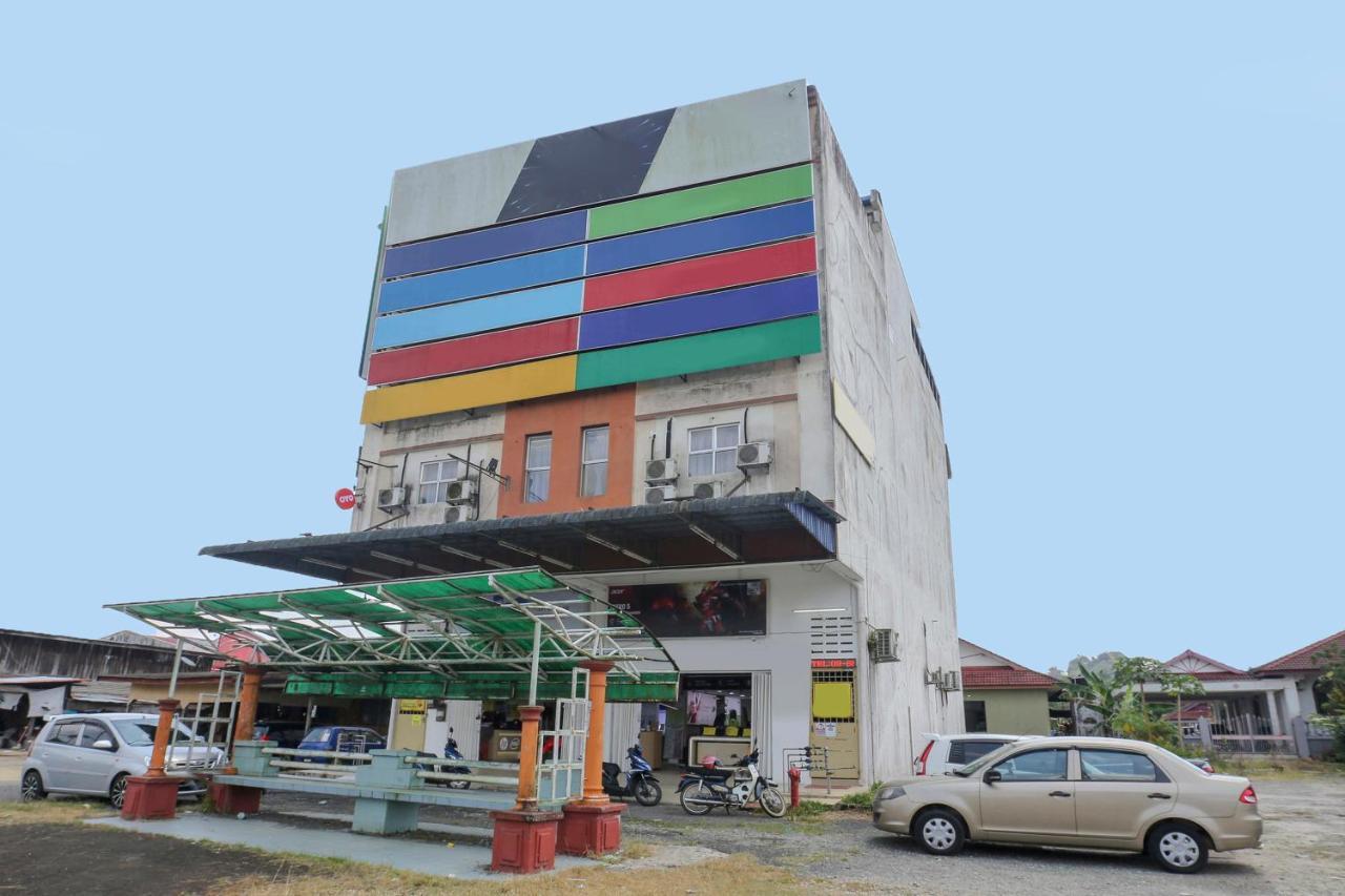 Oyo 90162 Aj Hotel Kuala Berang ภายนอก รูปภาพ