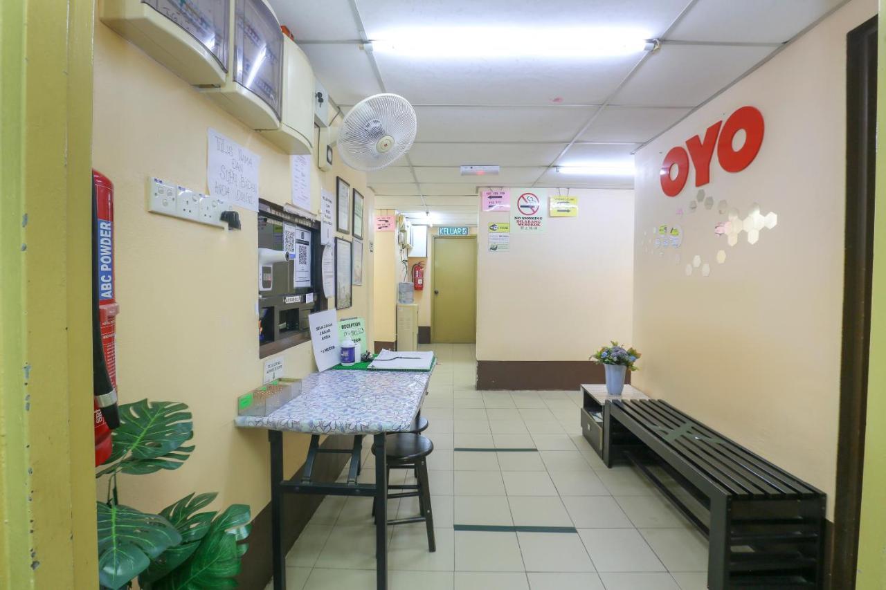 Oyo 90162 Aj Hotel Kuala Berang ภายนอก รูปภาพ